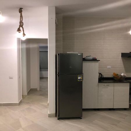 Einbay Pool View Appartement Αΐν Σούχνα Εξωτερικό φωτογραφία
