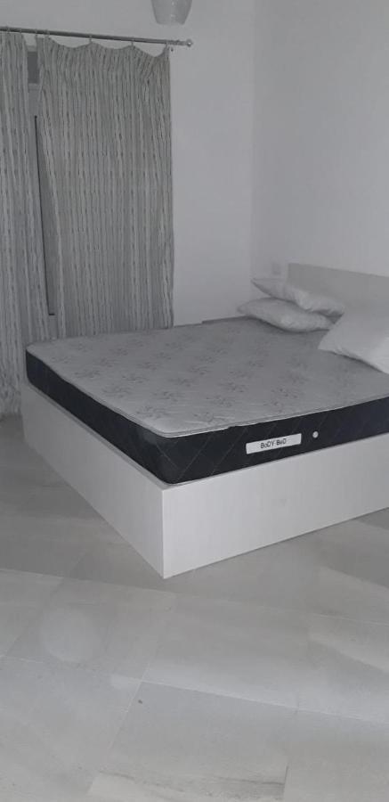 Einbay Pool View Appartement Αΐν Σούχνα Εξωτερικό φωτογραφία